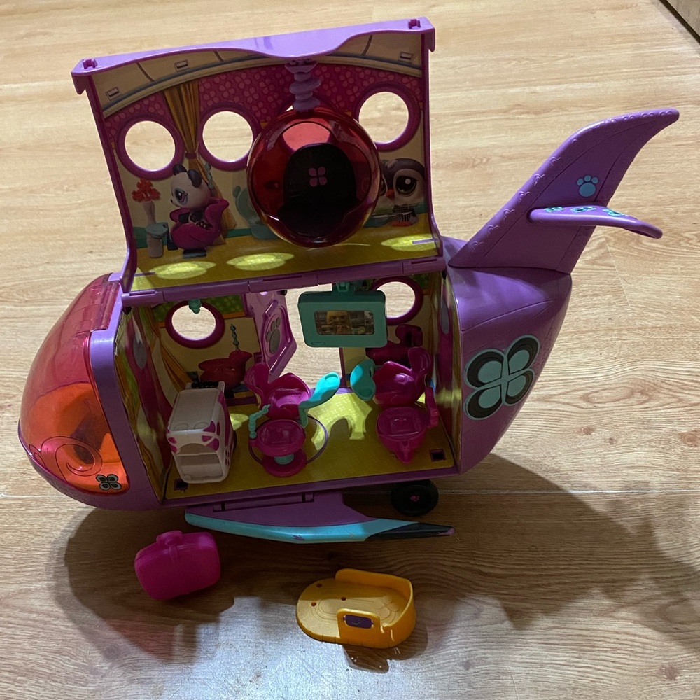 💙3/15 Littlest pet shop Airplane Playset